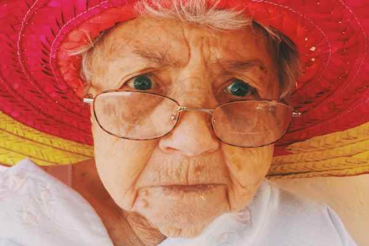 old-lady-img